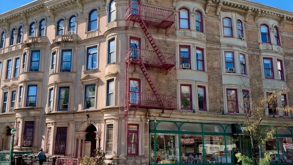 CBRE Arranges Acquisition Loan for Fort Greene Mixed-Use